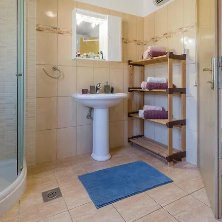 3 Bedroom Front In * Savudrija